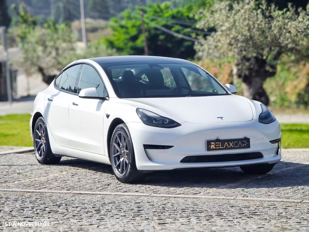 Tesla Model 3 Standard Range Plus RWD - 2