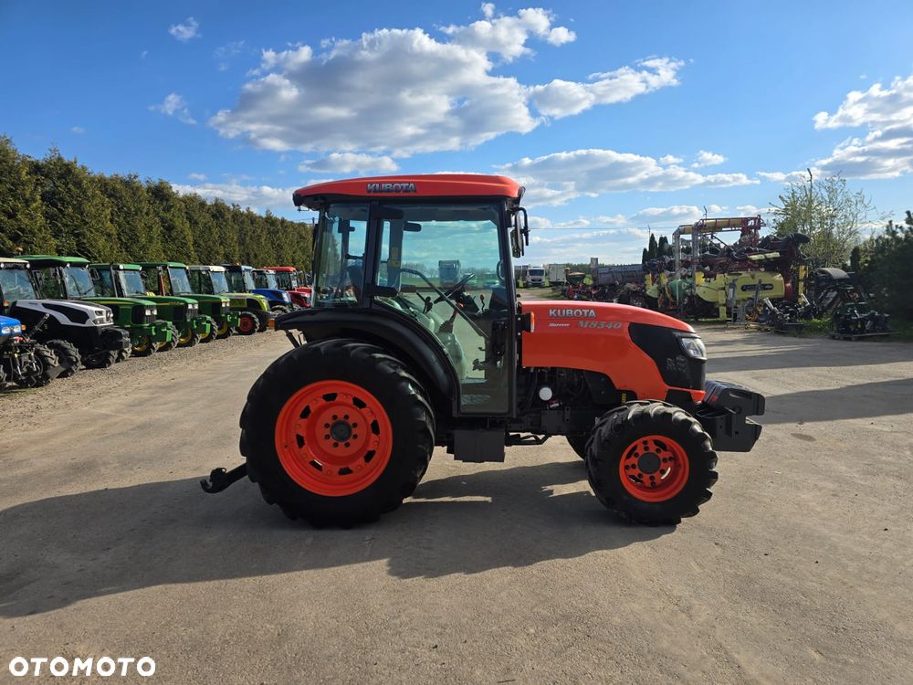 Kubota M8540 NARROW - 2