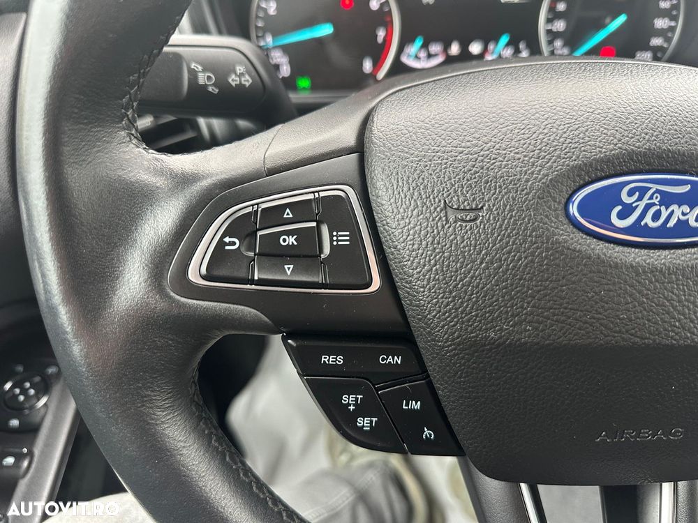 Ford EcoSport 1.0 EcoBoost Titanium - 28