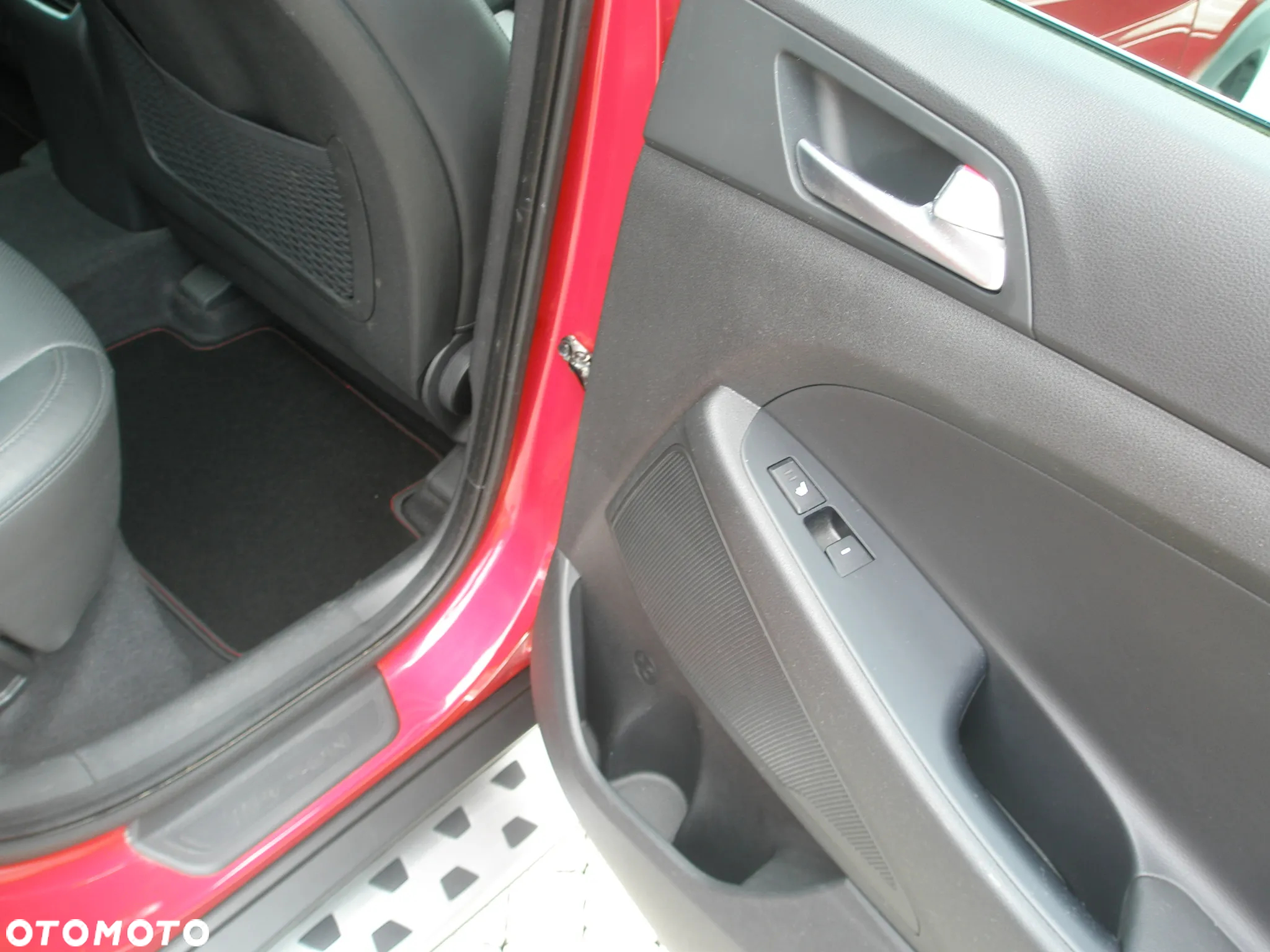 Hyundai Tucson 1.6 GDi 4WD DCT Premium - 32