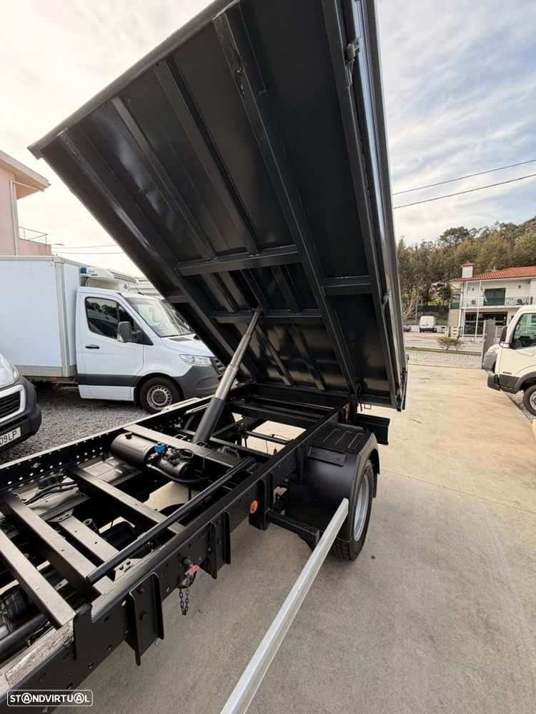 Mitsubishi Canter 3C15 - Basculante - 10