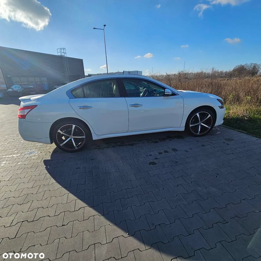Nissan Maxima 3.5 S - 3