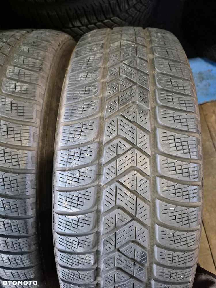 Opony PIRELLI Scorpion Winter 235/65R19 - 2