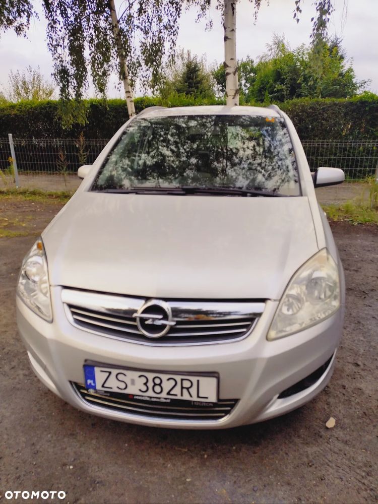 Opel Zafira - 4