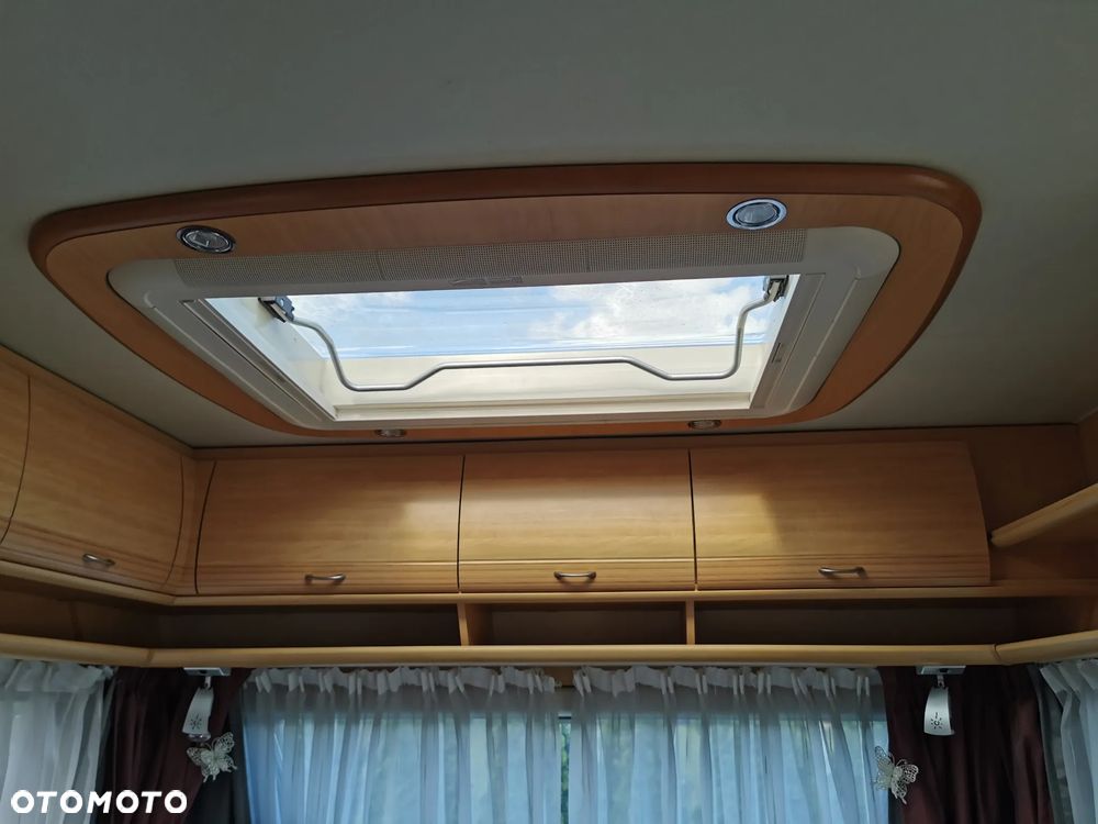 Dethleffs Camper - 18