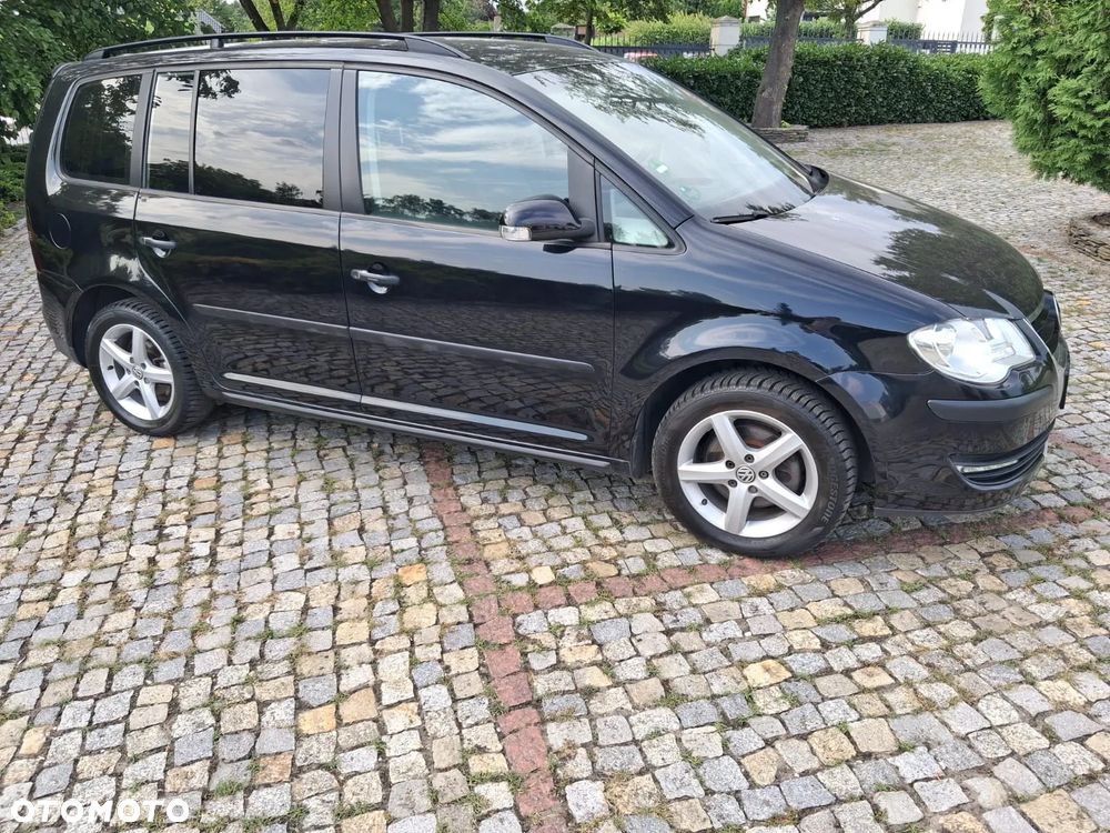 Volkswagen Touran - 7