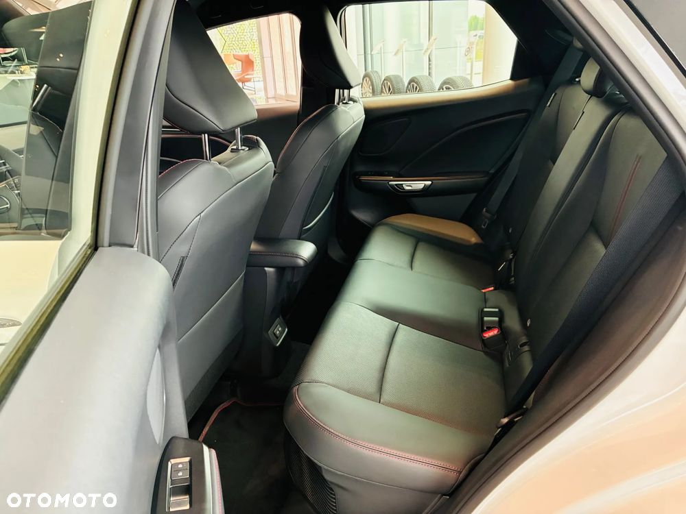 Lexus LBX 1.5 Hybrid Elegant - 12