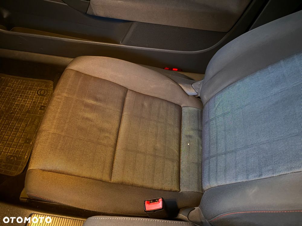 Volkswagen Golf 1.6 Goal - 11