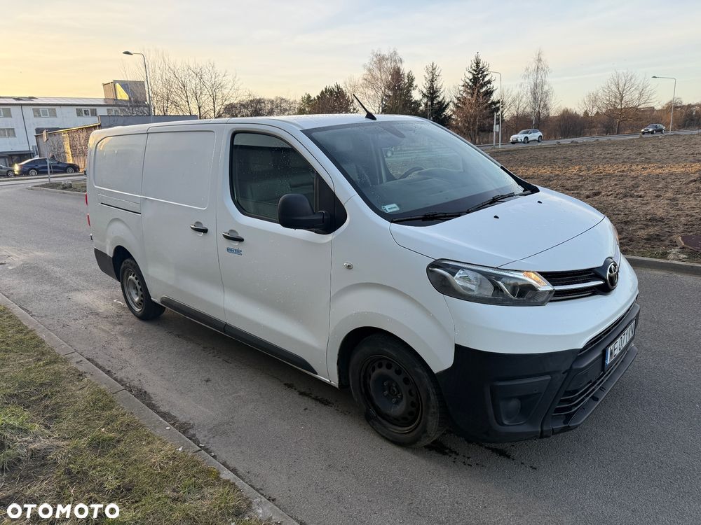Toyota Proace - 1