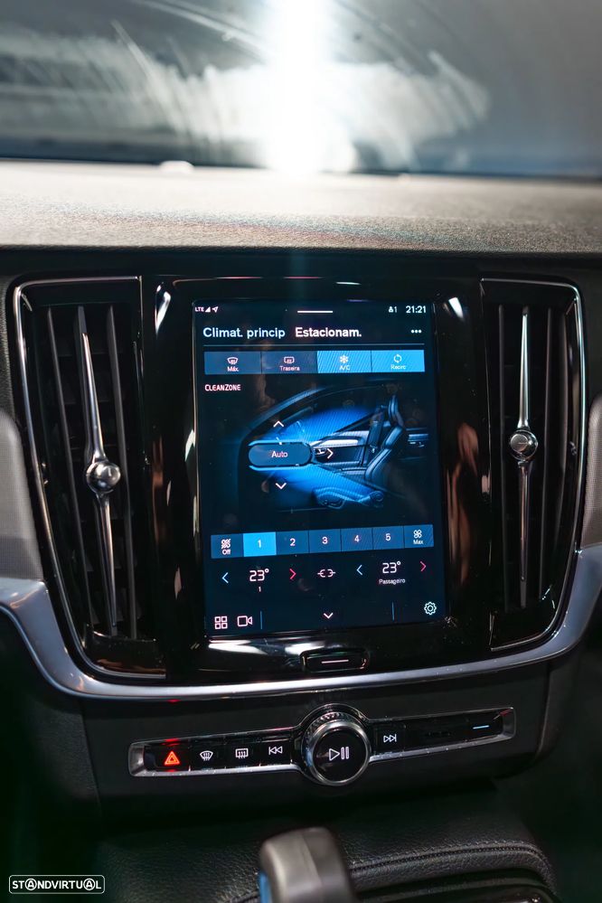 Volvo V90 2.0 T8 PHEV Inscription Expression AWD - 19