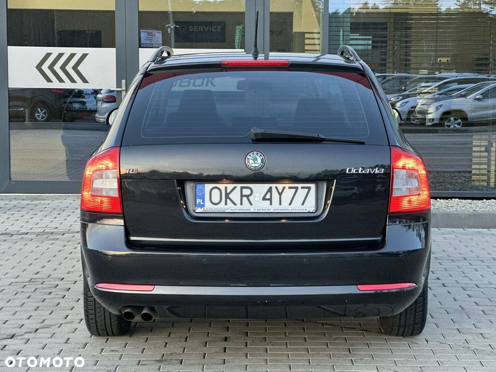 Skoda Octavia 2.0 TDI DPF Ambition - 9