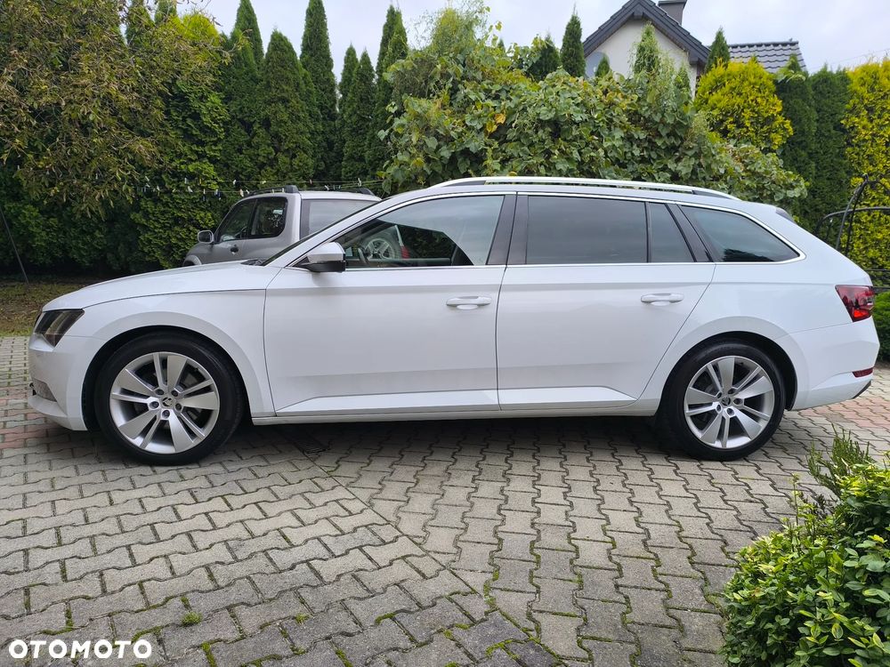 Skoda Superb 1.5 TSI ACT Ambition DSG - 8