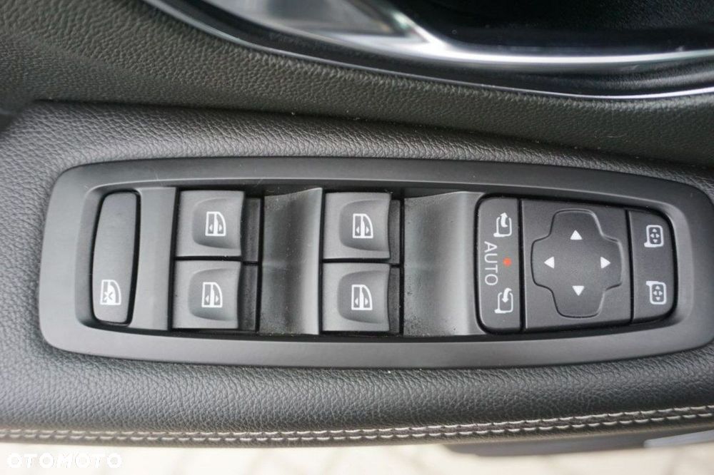 Renault Grand Scenic - 14