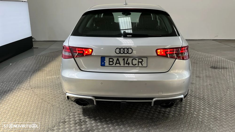 Audi A3 1.6 TDI S tronic Ambiente - 7