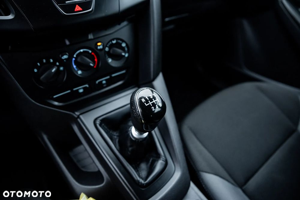 Ford Focus 1.6 TDCi Ambiente Start - 31