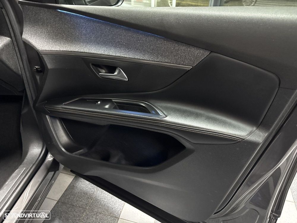 Peugeot 5008 1.5 BlueHDi GT Line - 27