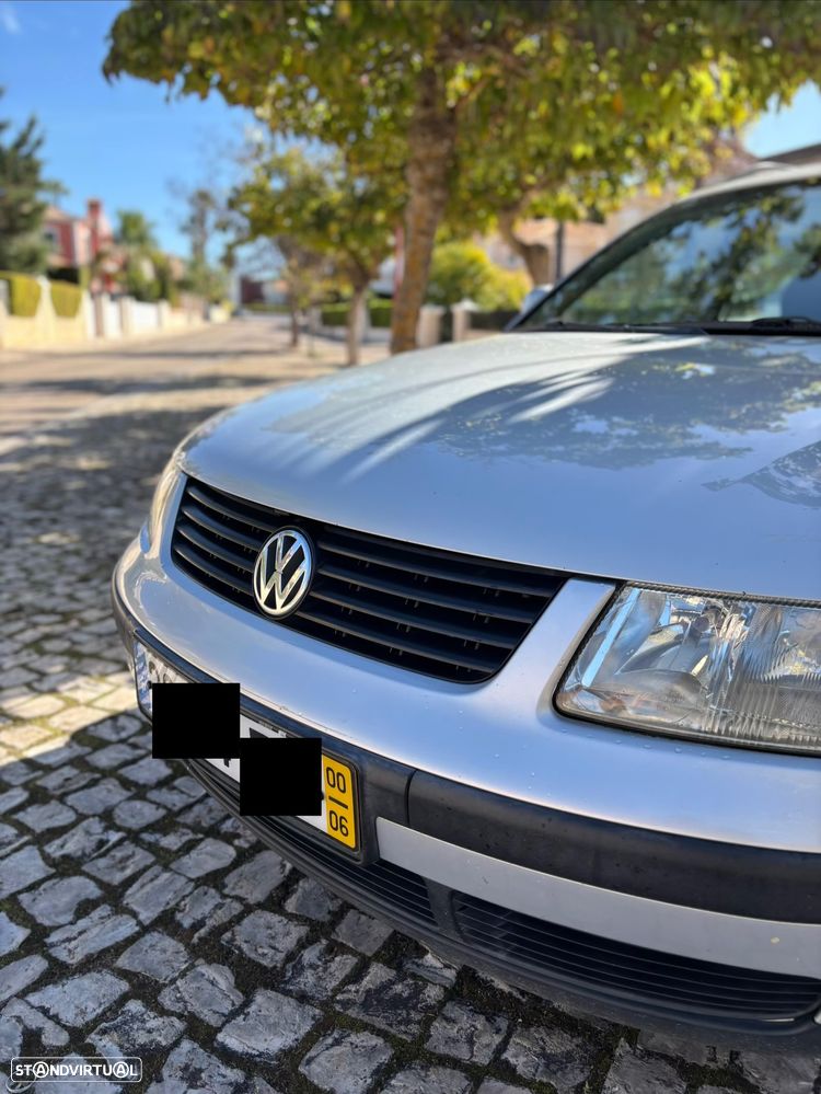 VW Passat Variant - 2