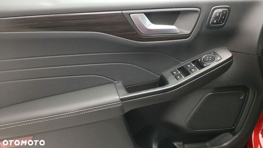 Ford Kuga - 18