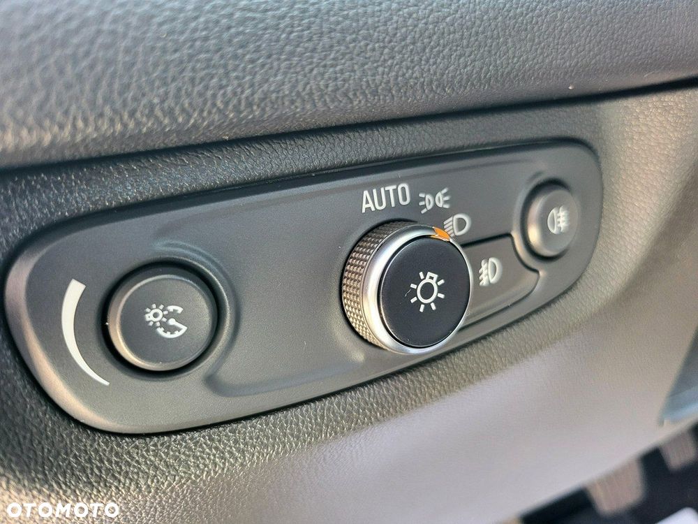 Opel Insignia 1.5 CDTI Business Elegance S&S - 22