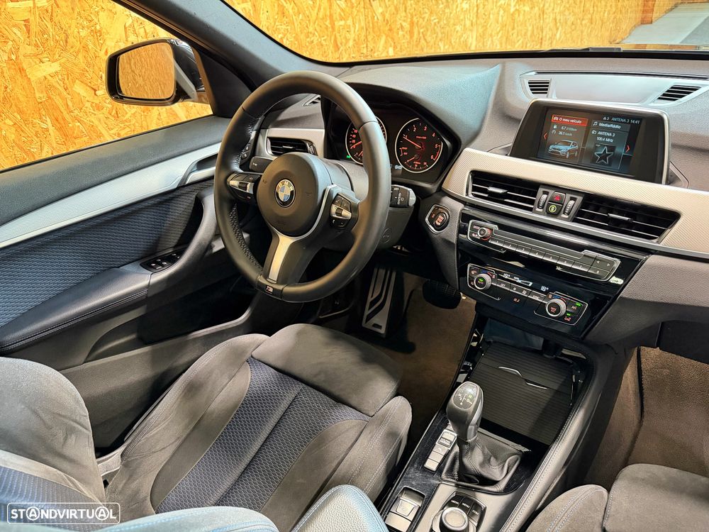 BMW X1 18 d sDrive Auto Pack M - 24