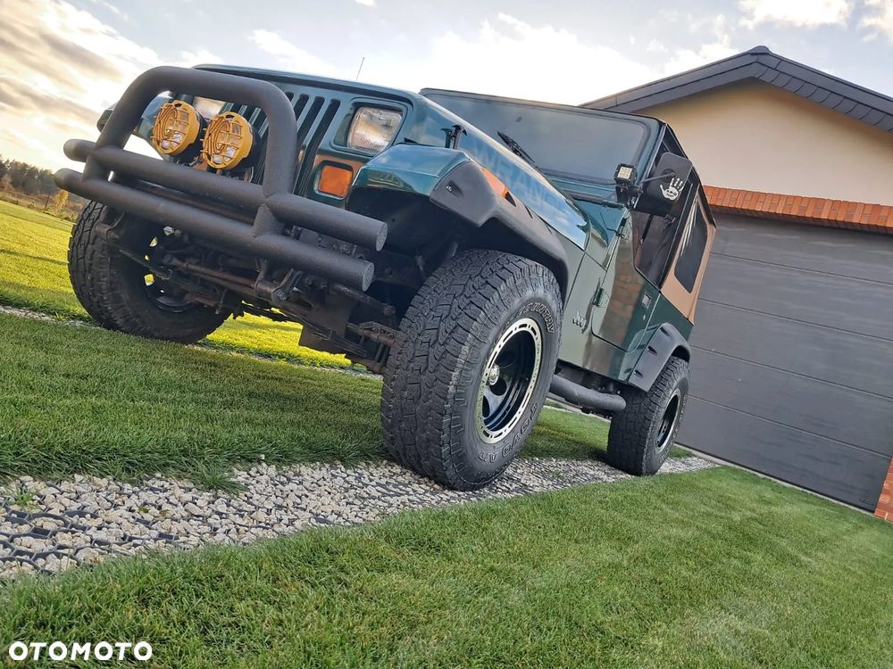 Jeep Wrangler - 7