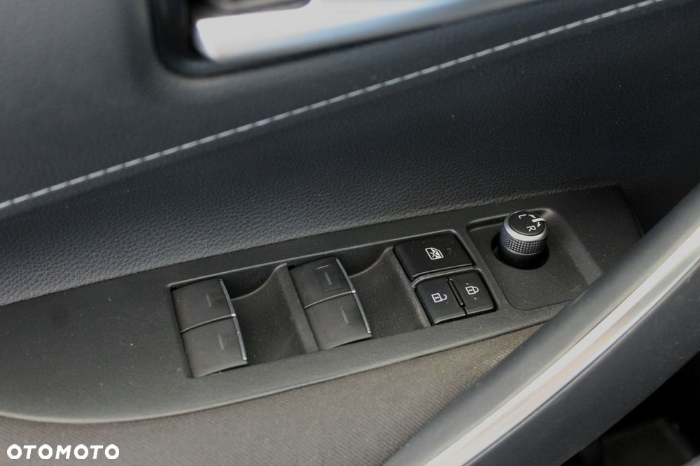 Toyota Corolla 1.8 Hybrid Comfort - 24