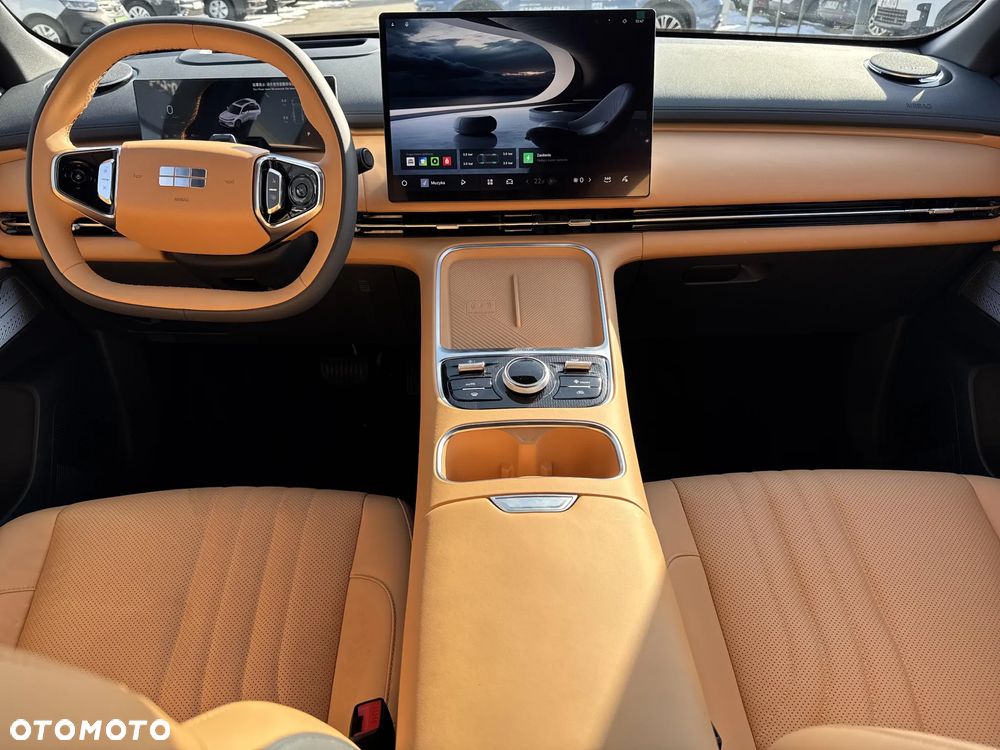 Geely Starray EM-i 1.5 PHEV Max - 9