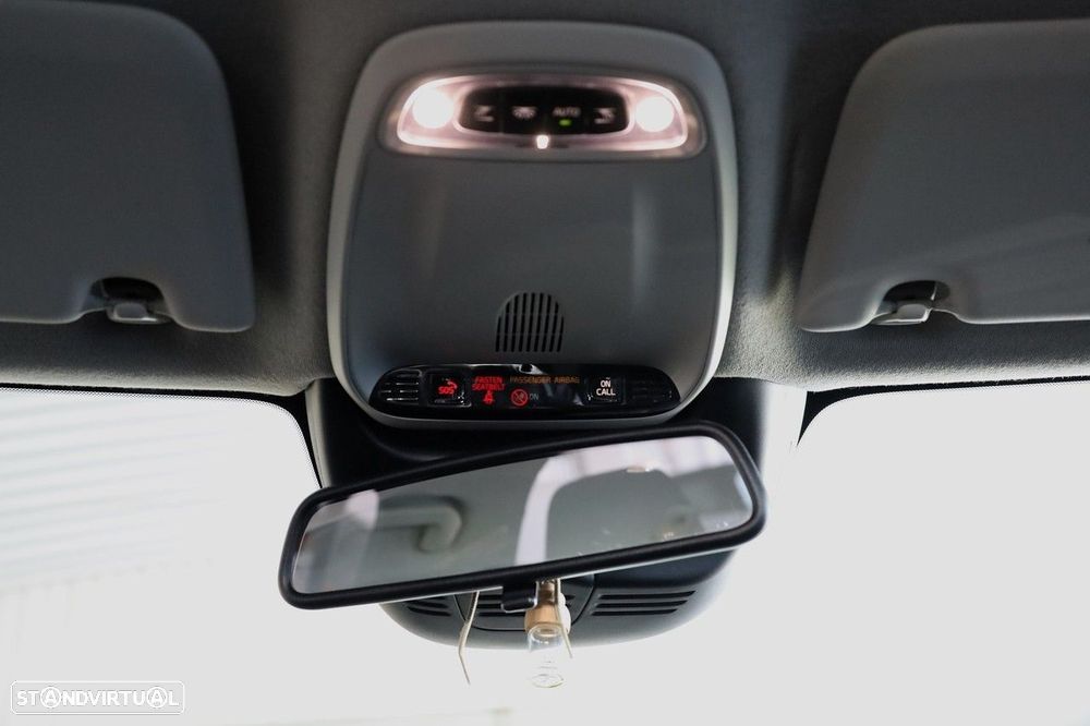 Volvo XC 40 1.5 T2 Momentum Core Geartronic - 27