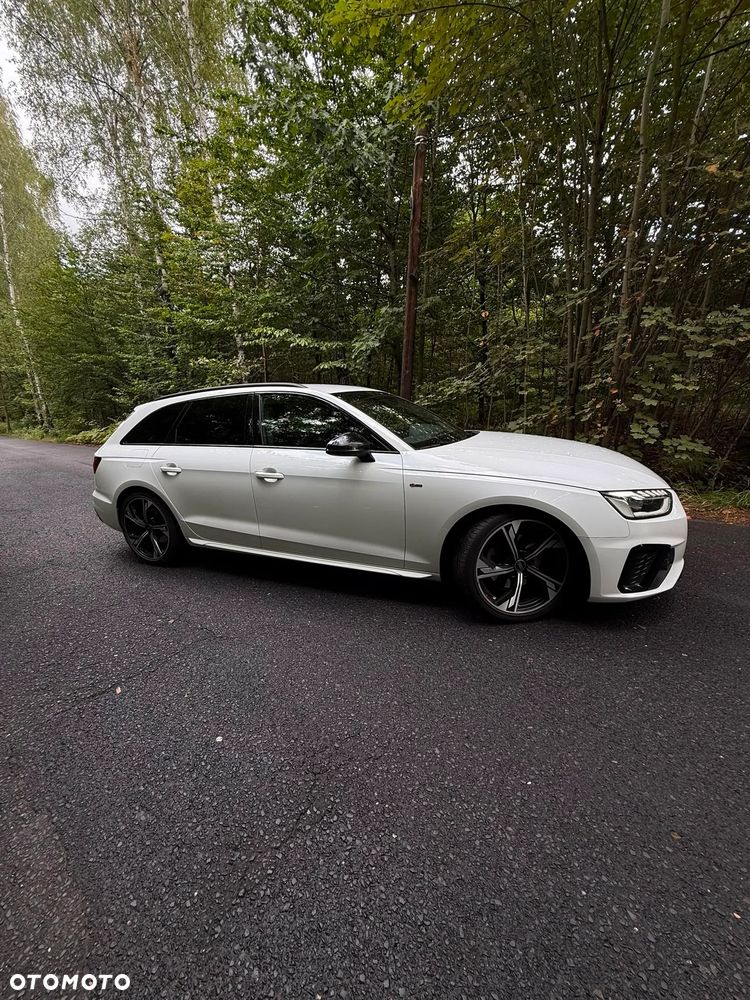 Audi A4 Avant 2023 photo 4