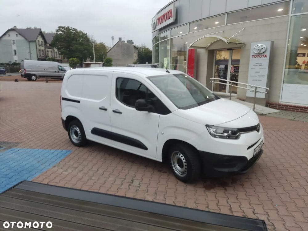 Toyota ProAce 1,5-l-D-4D L1 (6-Si.) - 25