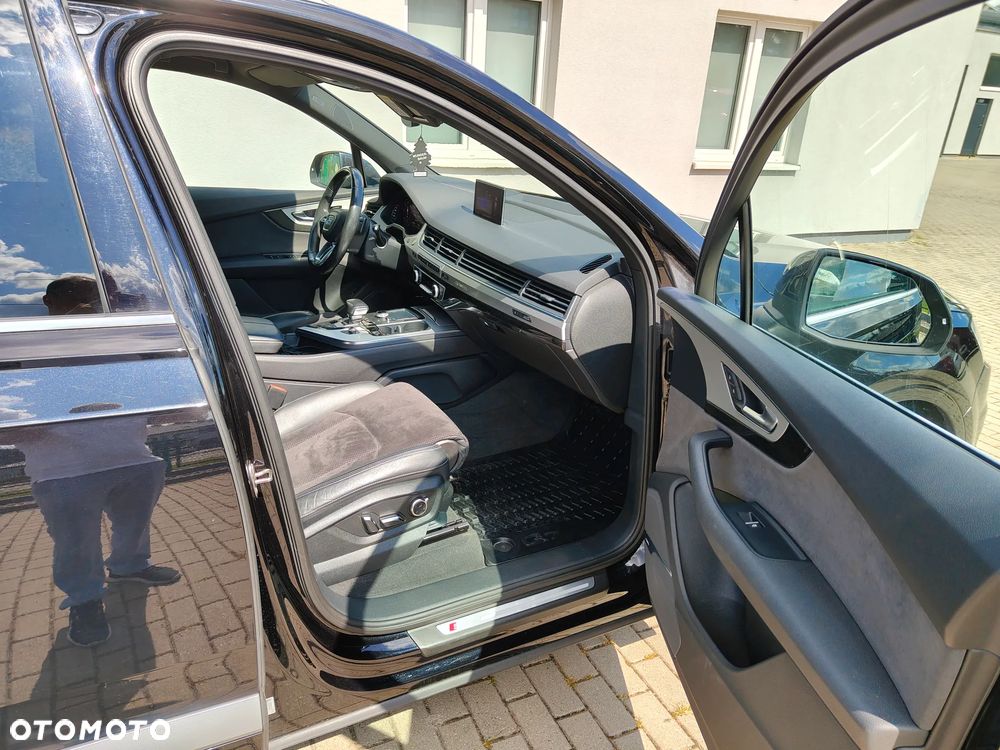 Audi Q7 - 9