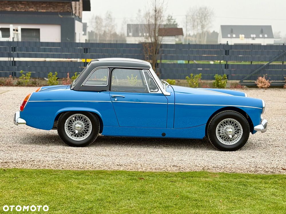 MG Midget - 2