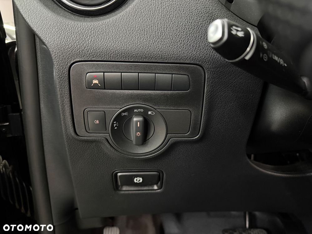 Mercedes-Benz eVITO - 24