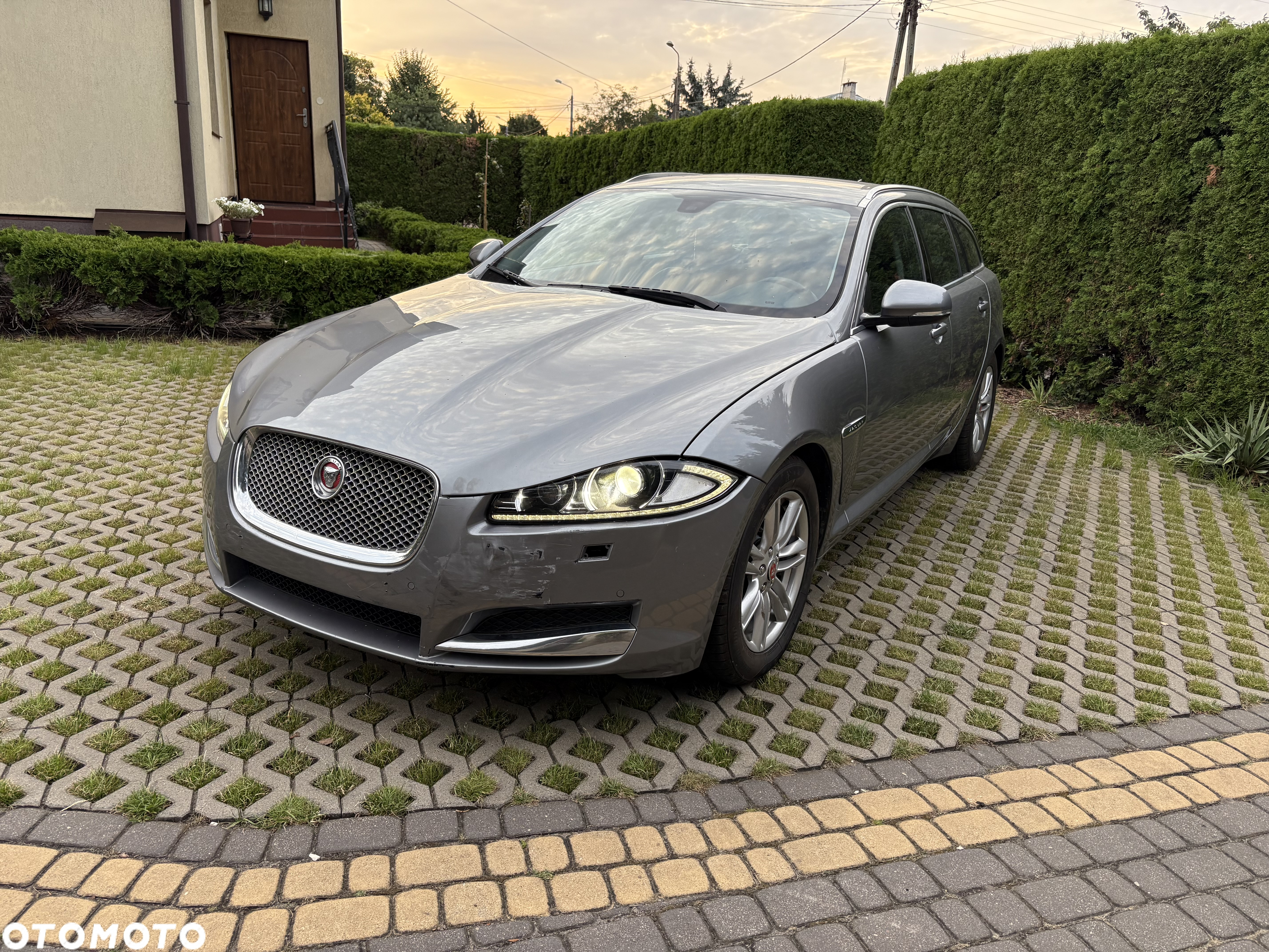 Jaguar XF 2.2 D Luxury - 3