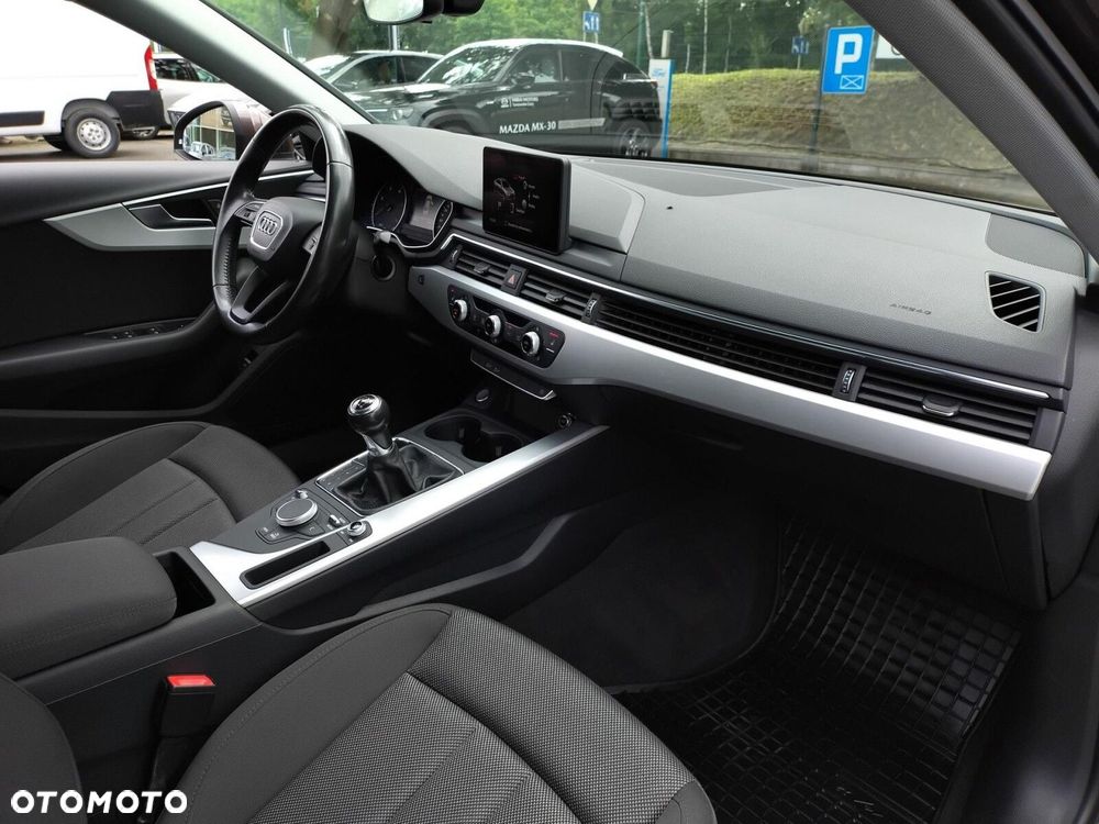 Audi A4 Limousine 2.0 TDI - 29