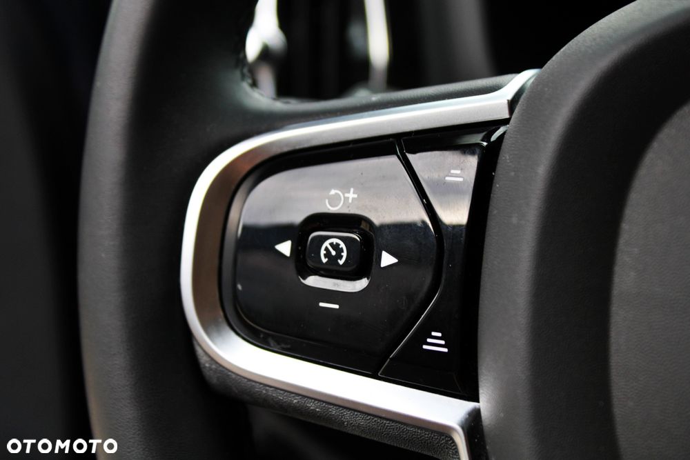 Volvo V60 B4 D Plus Dark - 18
