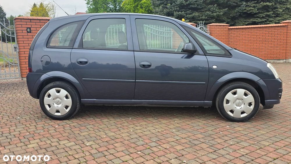 Opel Meriva 1.6 16V Cosmo - 13