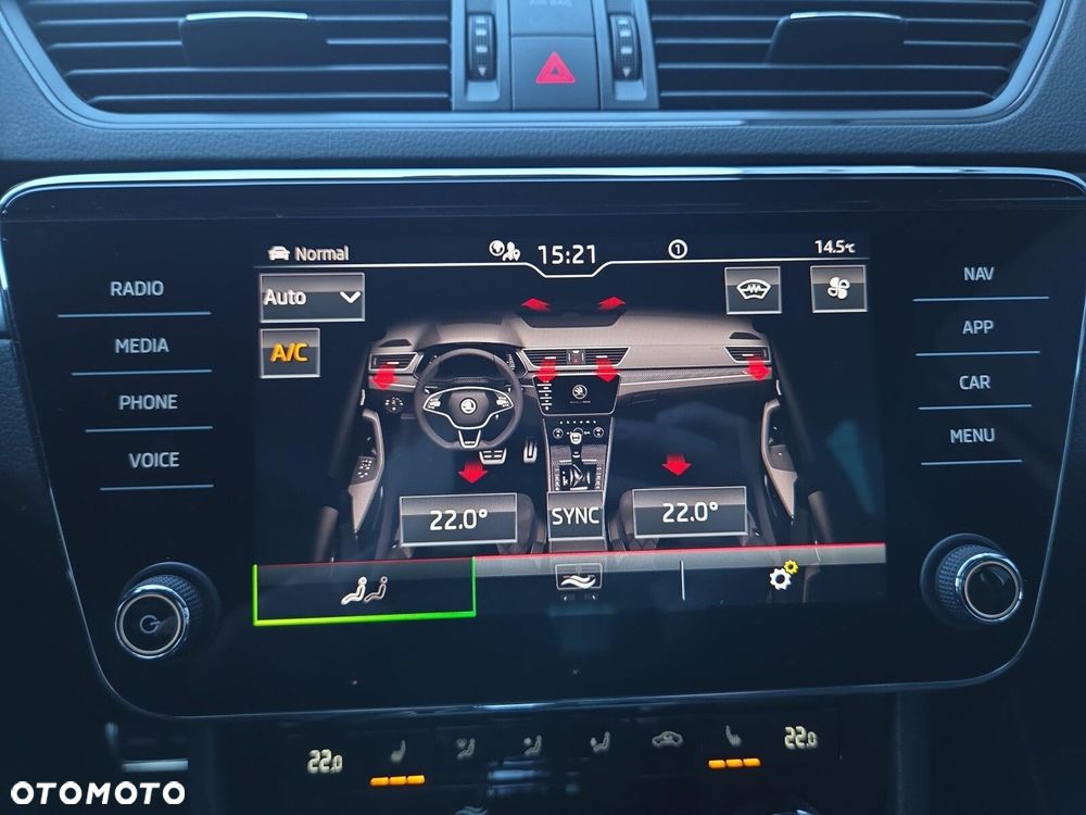 Skoda Superb 2.0 TDI SCR Sportline DSG - 23