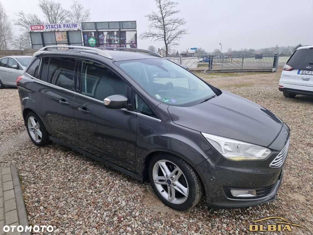 Ford Grand C-MAX - 13