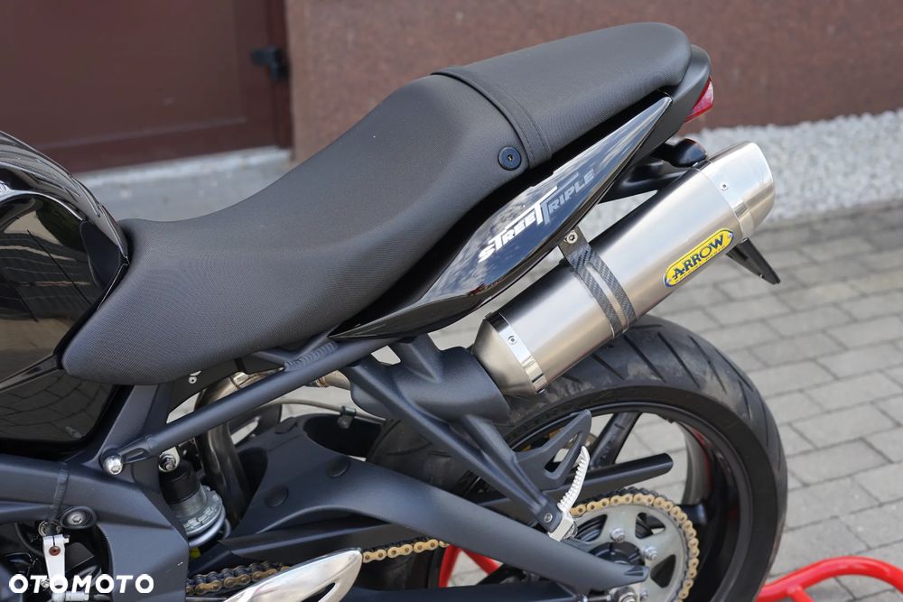 Triumph Street Triple - 23