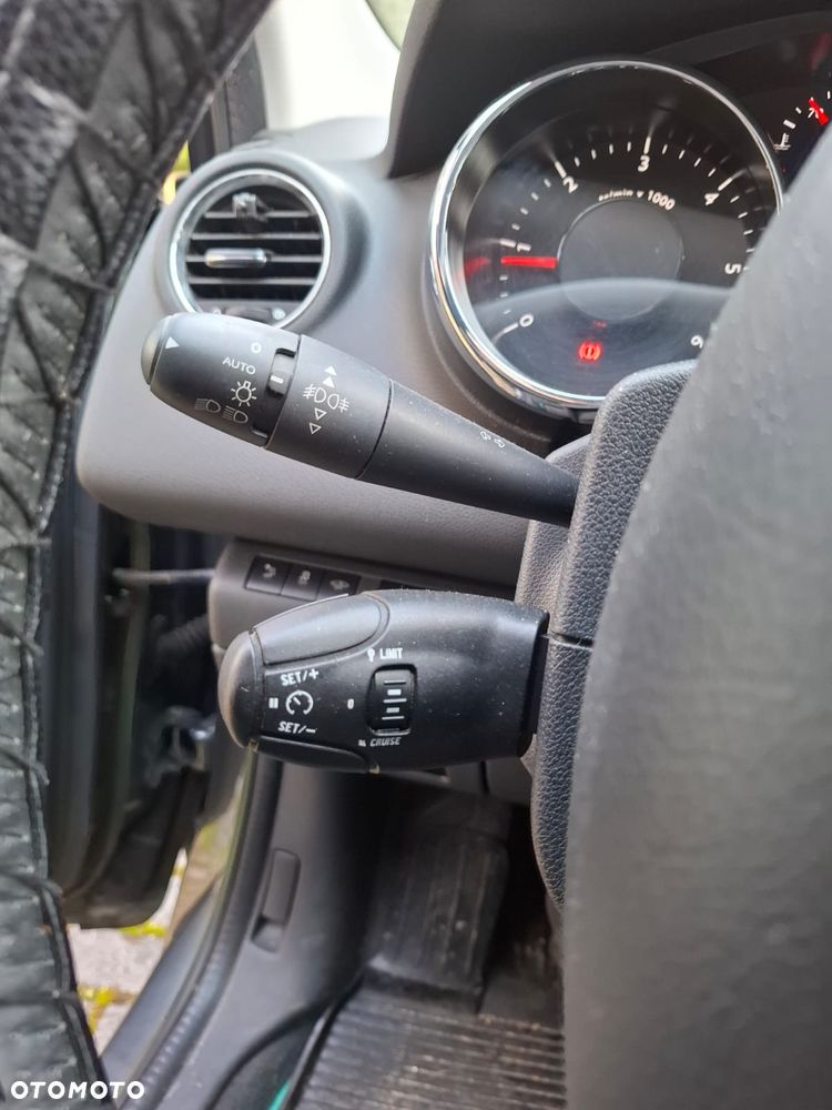 Peugeot 3008 2.0 HDi Active - 11