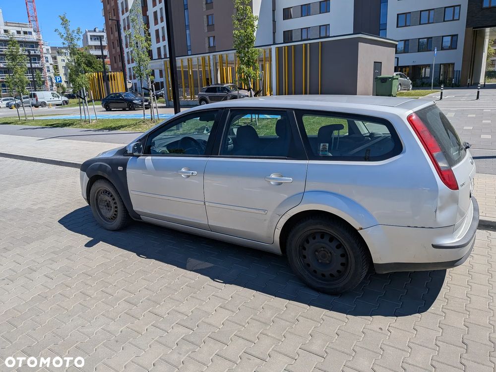Ford Focus - 10