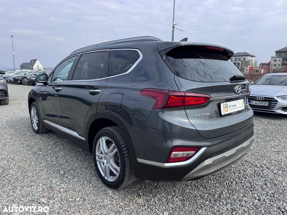 Hyundai Santa Fe 2.2 CRDi 4WD 8AT Luxury - 4