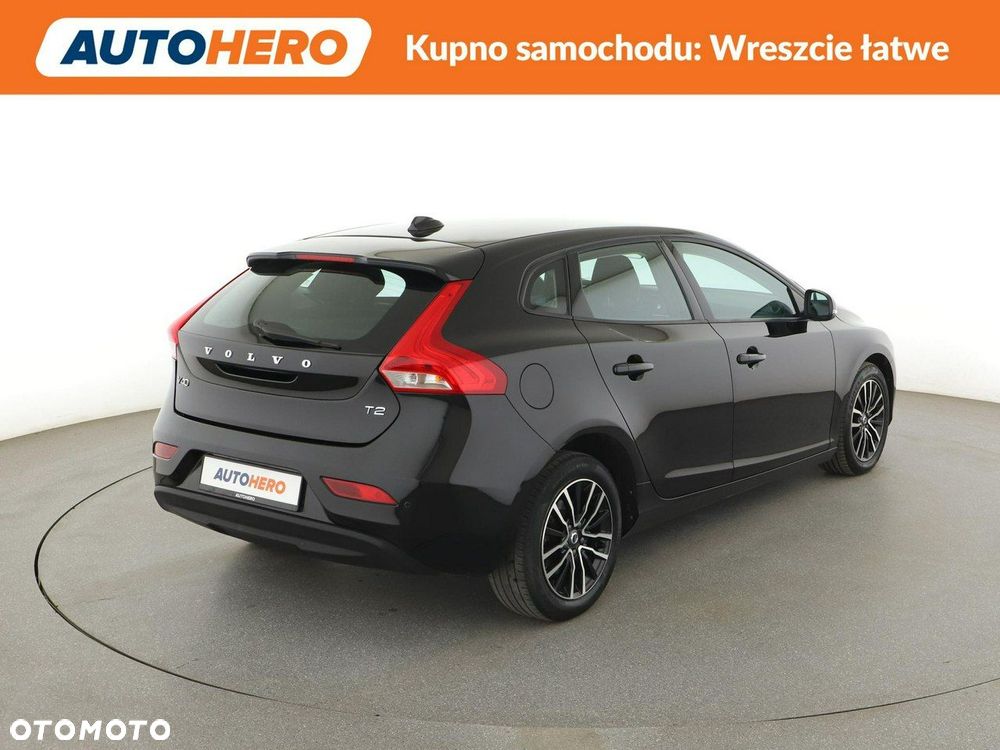 Volvo V40 T2 Momentum - 8