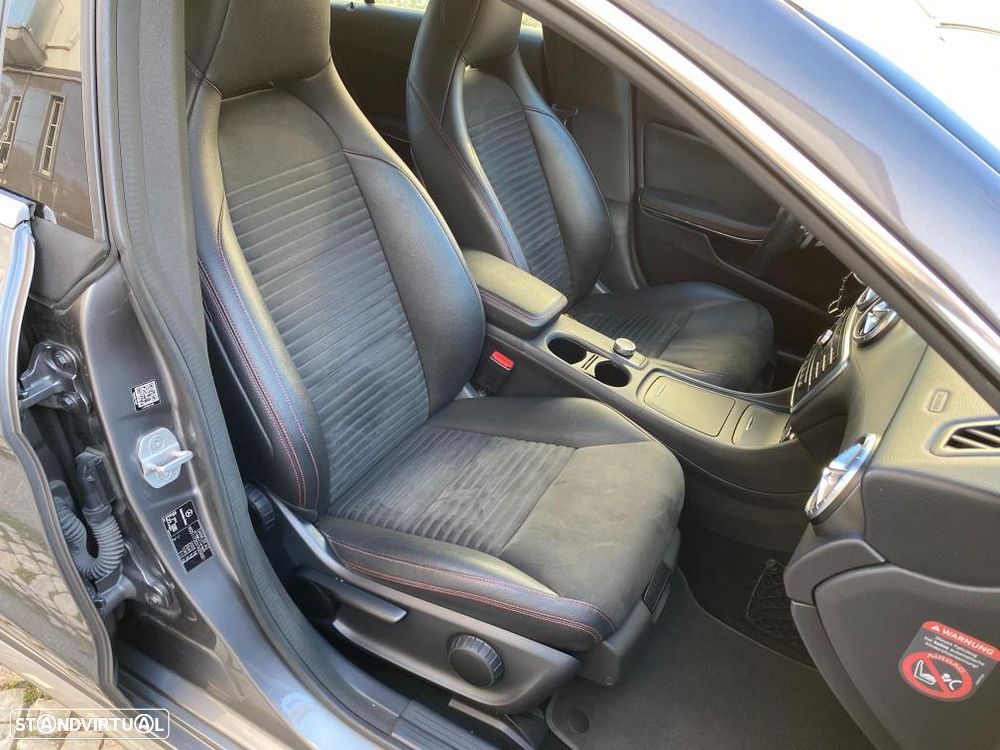 Mercedes-Benz CLA 220 (CDI) d 7G-DCT AMG Line - 38