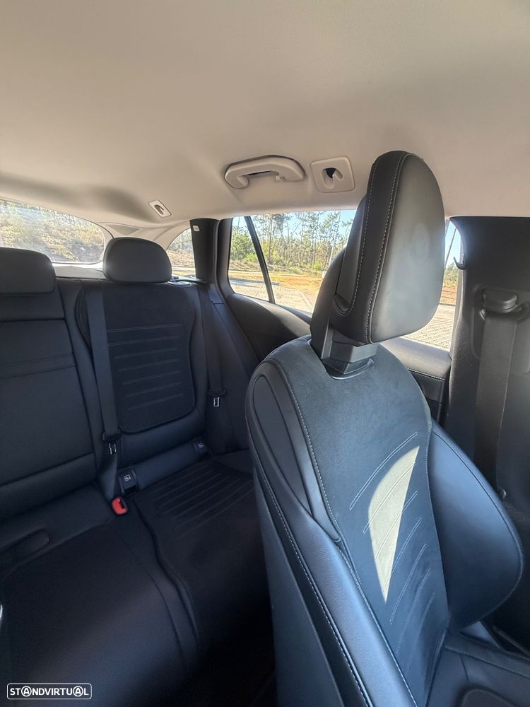 Mercedes-Benz C 300 e 9G-TRONIC Edition AMG Line - 11