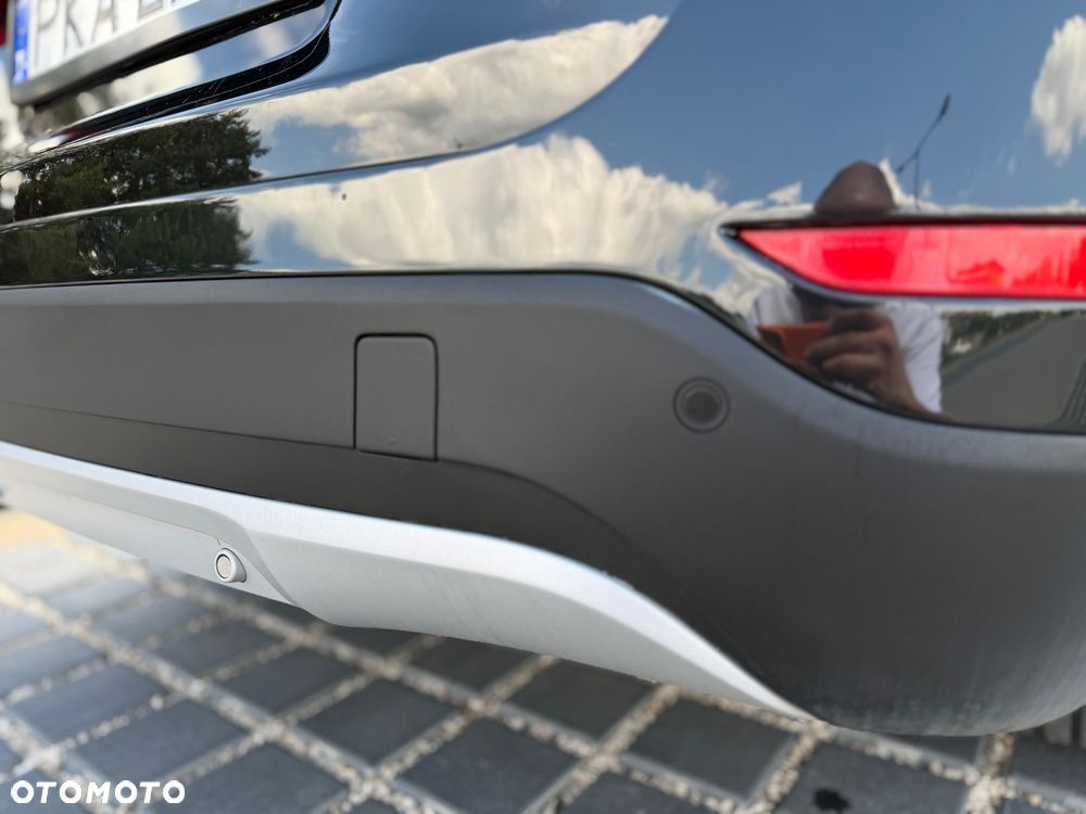 BMW X1 sDrive18d - 13