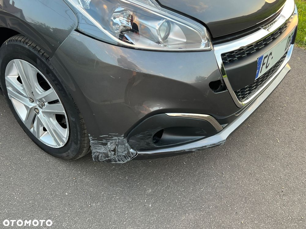 Peugeot 208 PureTech 82 Stop & Start Signature - 4