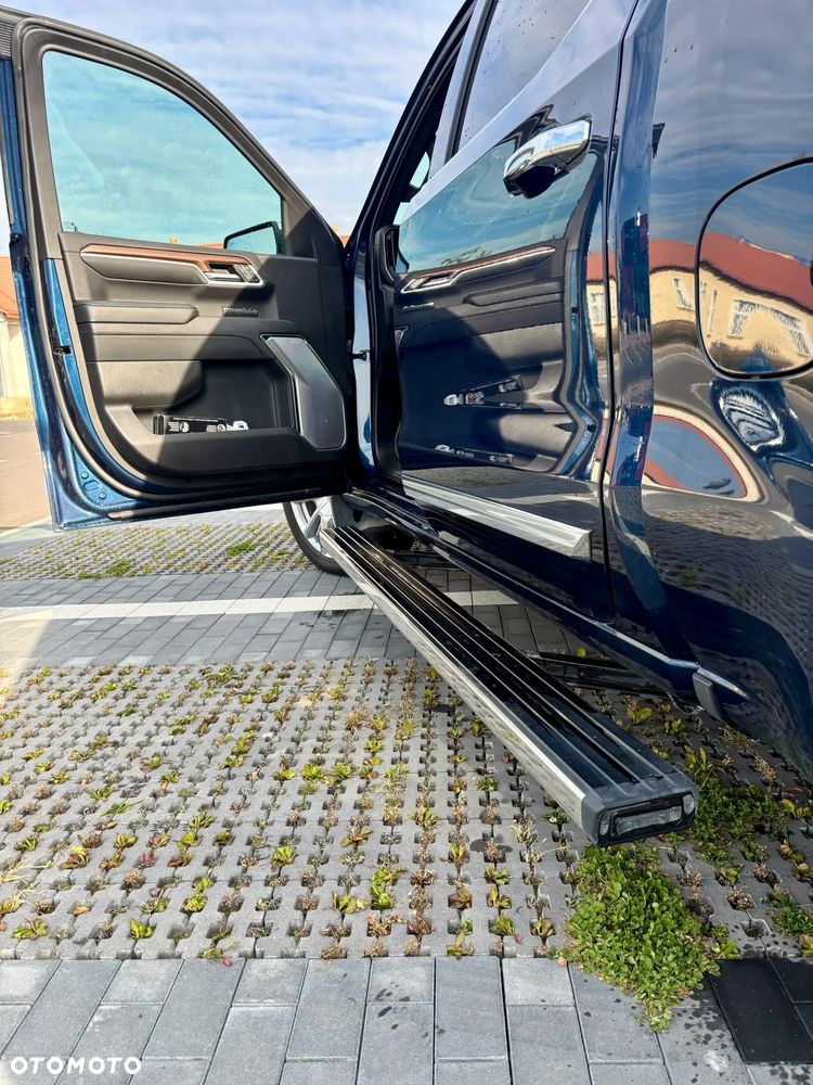 Chevrolet Silverado - 6
