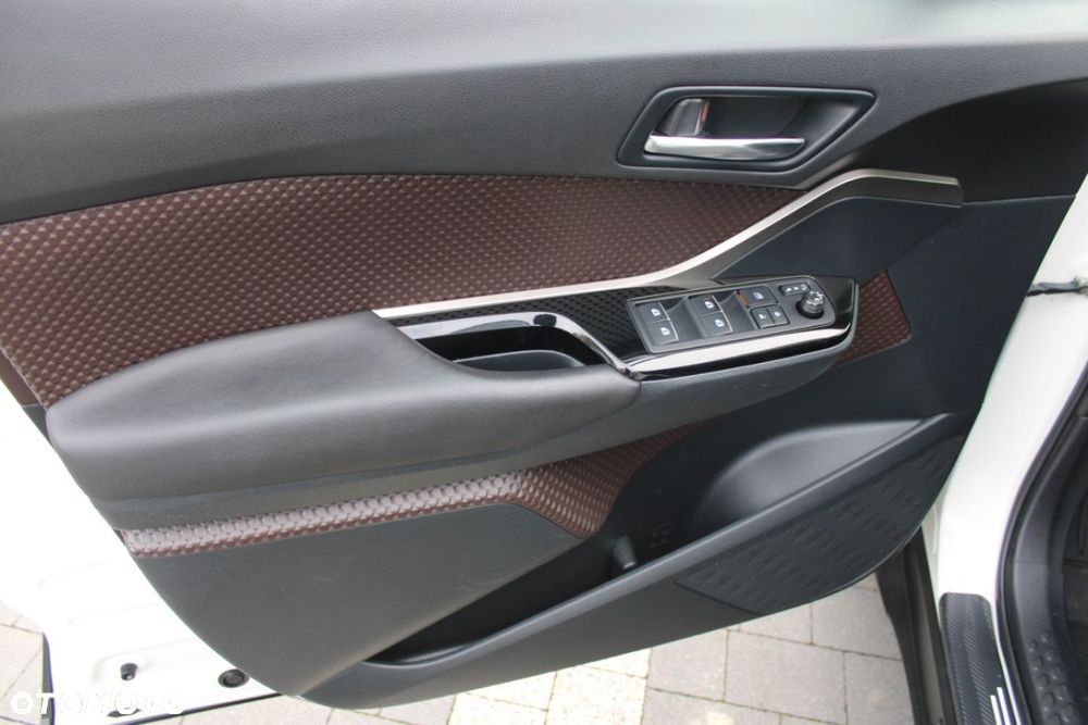 Toyota C-HR - 27